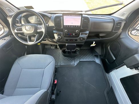 Used 2024 RAM ProMaster 3500 w/ Delivery Van Package image 10