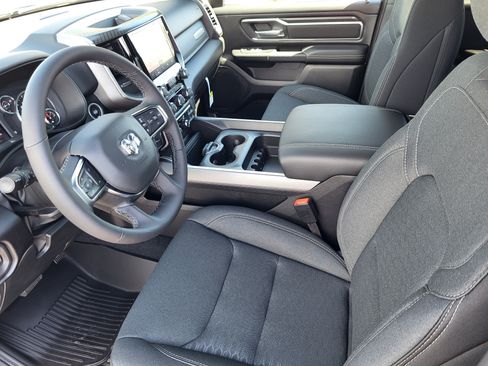 New 2026 RAM 1500 Big Horn AWD/4WD image 9