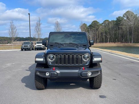 New 2025 Jeep Wrangler Rubicon AWD/4WD image 2