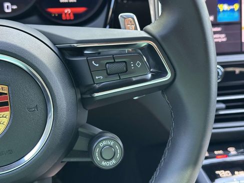 Certified 2026 Porsche Macan AWD/4WD image 24