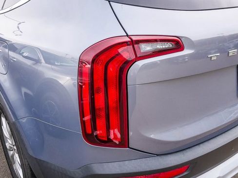 Used 2021 Kia Telluride LX FWD image 12