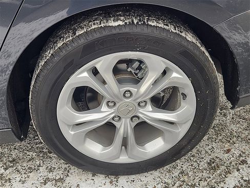 Certified 2023 Honda Accord LX image 7