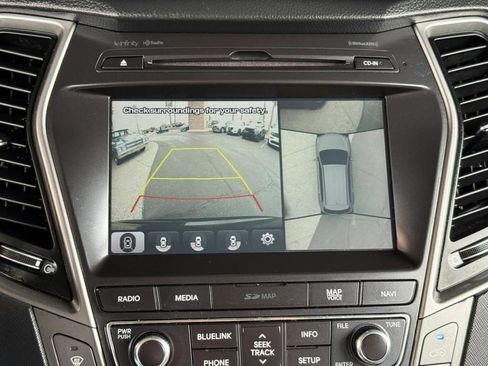 Used 2018 Hyundai Santa Fe Limited FWD image 59