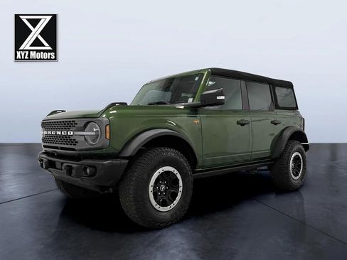 Used 2023 Ford Bronco Badlands w/ Sasquatch Package image 3