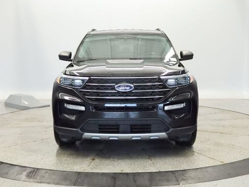 Used 2023 Ford Explorer XLT w/ Equipment Group 202A image 11