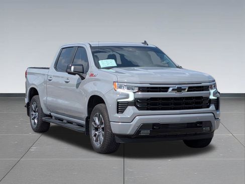 Used 2024 Chevrolet Silverado 1500 RST w/ Convenience Package II AWD/4WD image 7