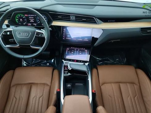 Used 2024 Audi Q8 e-tron Prestige w/ Prestige Package AWD/4WD image 22