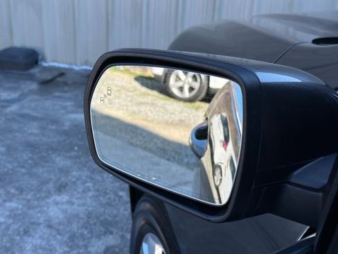 Used 2017 Ford Edge SEL w/ Equipment Group 201A image 15