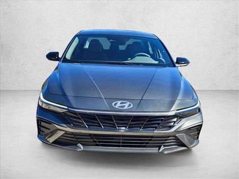 New 2026 Hyundai Elantra Sport image 6
