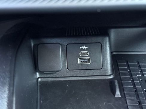 Used 2025 Ford Bronco Sport Badlands image 12