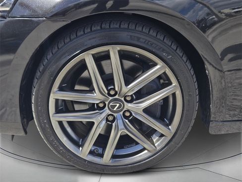 Used 2020 Lexus IS 300 F Sport w/ F Sport Package image 9