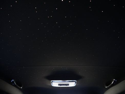 Used 2023 Rolls-Royce Ghost image 18