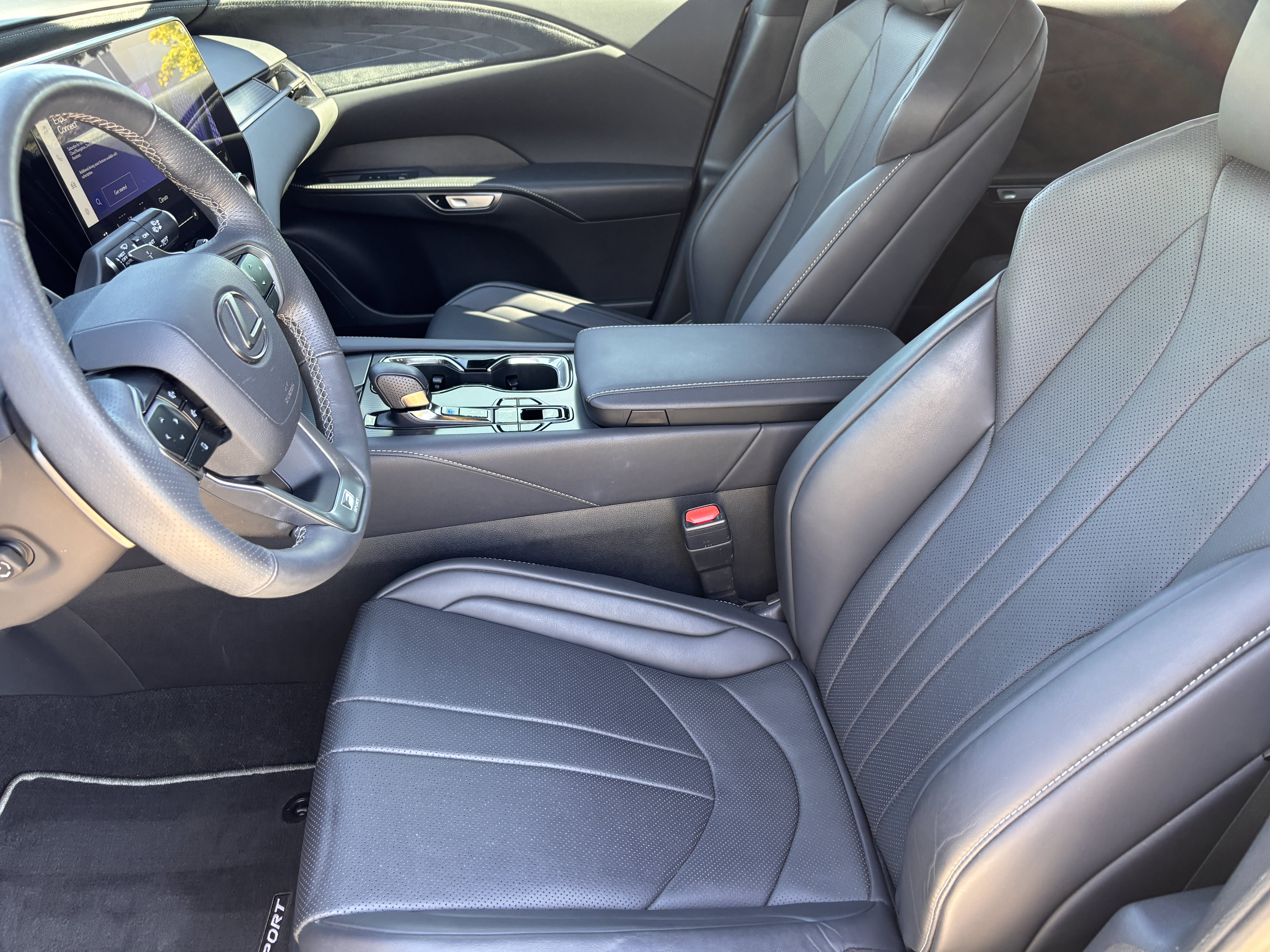 Certified 2024 Lexus RX 350 F Sport w/ Convenience Package AWD/4WD image 17
