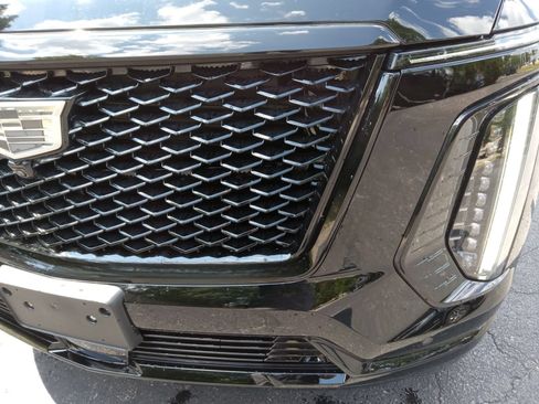 Used 2026 Cadillac Escalade Platinum Sport AWD/4WD image 7