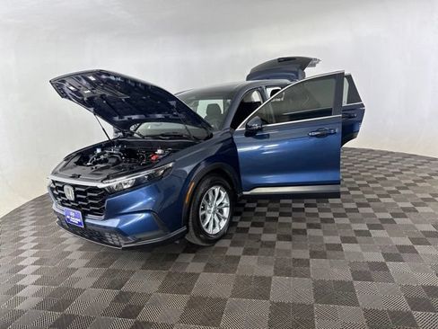 Used 2025 Honda CR-V EX image 10