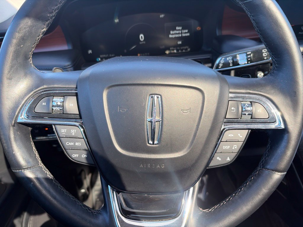 Used 2022 Lincoln Nautilus Reserve w/ Monochromatic Package AWD/4WD image 23