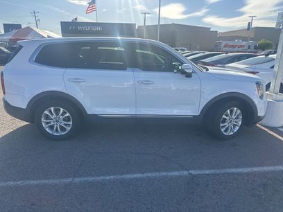Used 2022 Kia Telluride LX