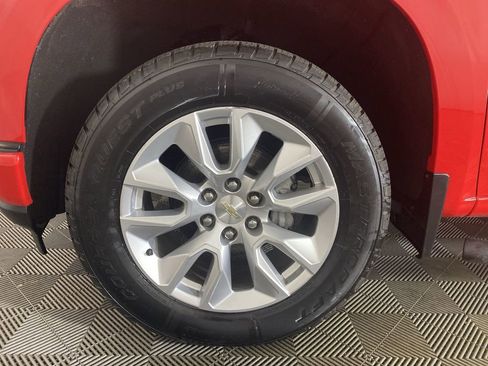 Used 2021 Chevrolet Silverado 1500 Custom image 34