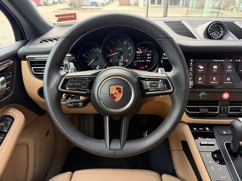 New 2026 Porsche Macan image 13