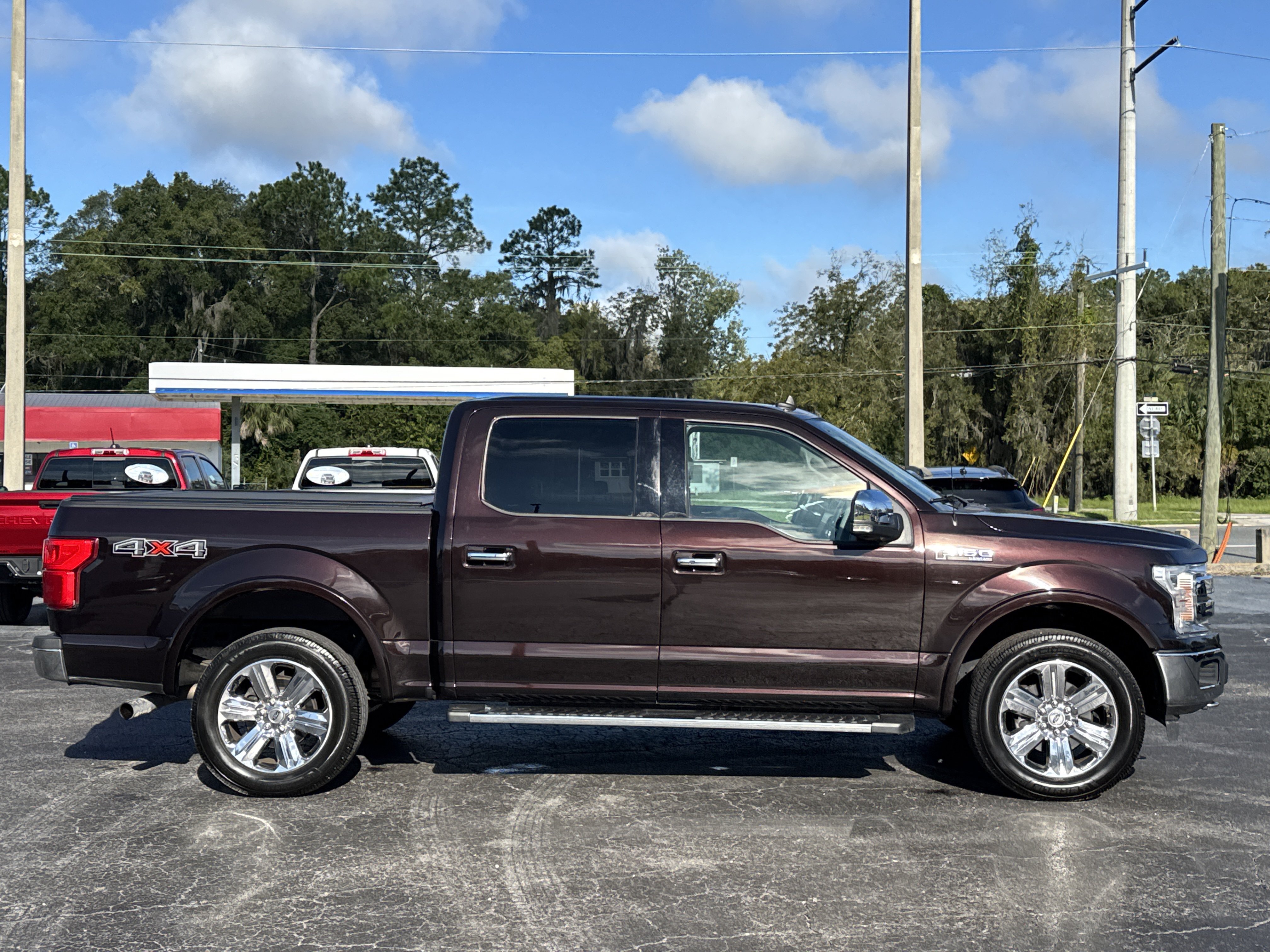 Used 2019 Ford F150 Lariat w/ Equipment Group 502A Luxury AWD/4WD image 9