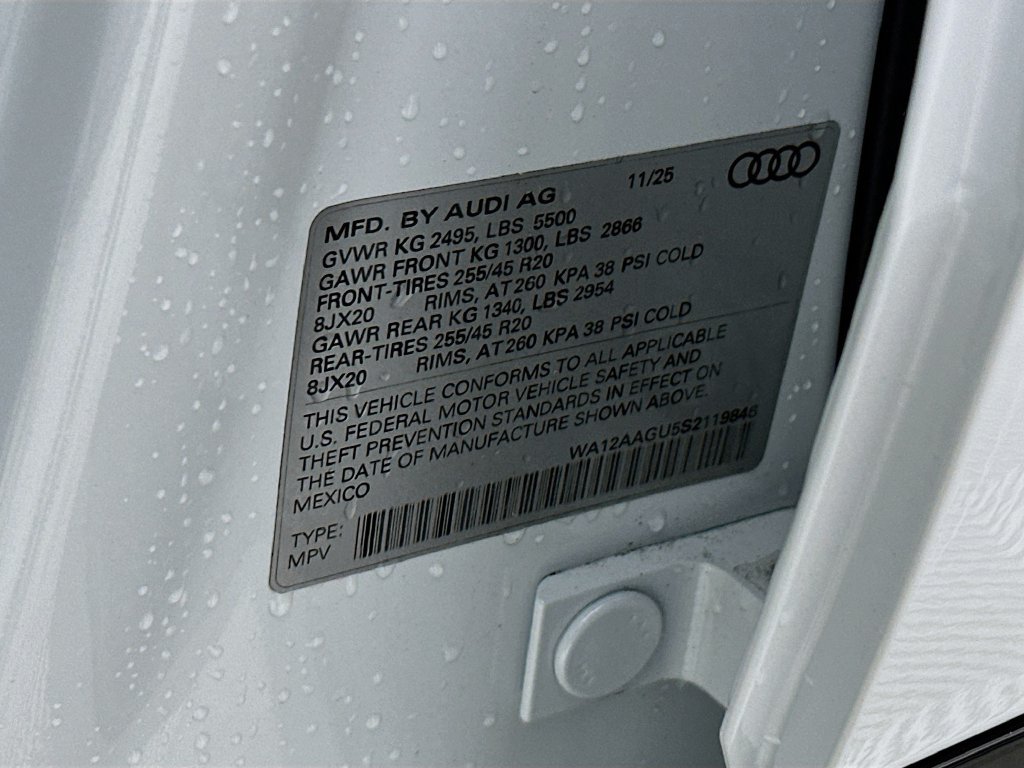 Used 2025 Audi Q5 Premium Plus w/ Premium Plus AWD/4WD image 27