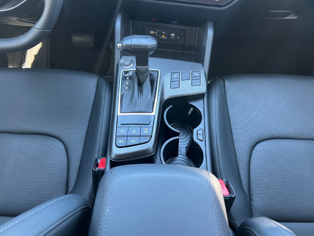 Used 2026 Kia Sportage EX FWD image 11