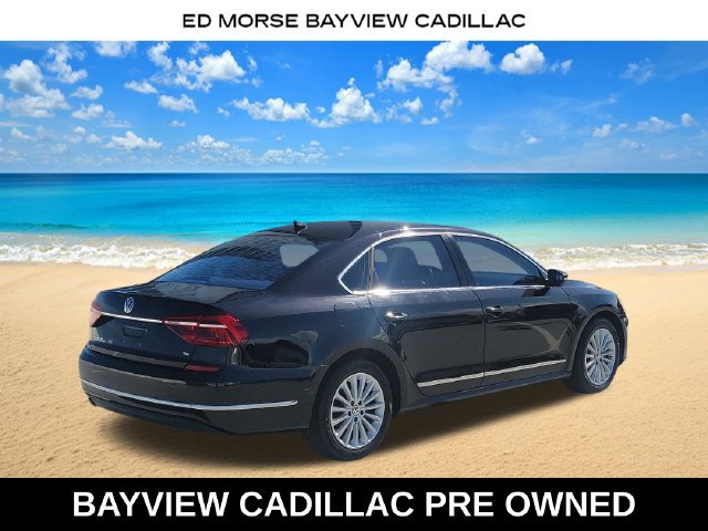 Used 2017 Volkswagen Passat 1.8T SE FWD image 6