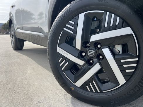 New 2026 Nissan Kicks SV image 6