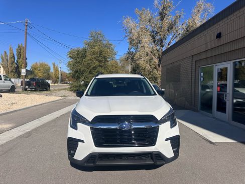 Used 2024 Subaru Ascent Limited image 7