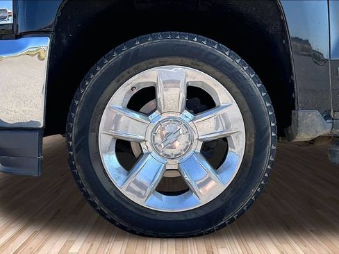 Used 2018 Chevrolet Silverado 1500 LTZ w/ Texas Edition AWD/4WD image 8