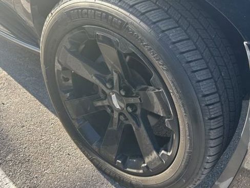 Certified 2020 Cadillac Escalade 2WD image 4