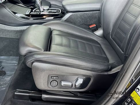 Used 2022 BMW X3 M w/ Executive Package image 25