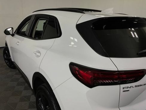 Used 2023 Buick Envision Essence w/ Sport Touring Package AWD/4WD image 33