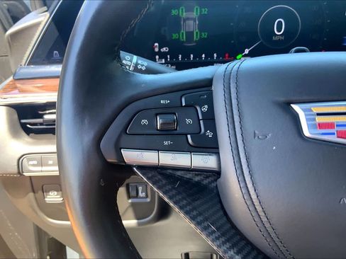 Used 2023 Cadillac Escalade Sport Platinum AWD/4WD image 24
