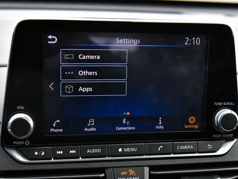 Used 2024 Nissan Altima 2.5 SV image 21