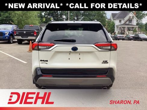 Used 2020 Toyota RAV4 XSE w/ Carpet Mat Package AWD/4WD image 6