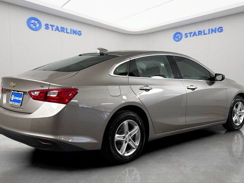 Used 2024 Chevrolet Malibu LT FWD image 9