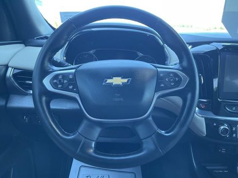 Certified 2023 Chevrolet Traverse Premier FWD image 11