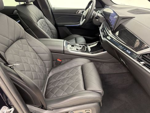 Certified 2025 BMW X5 xDrive50e w/ M Sport Package AWD/4WD image 24