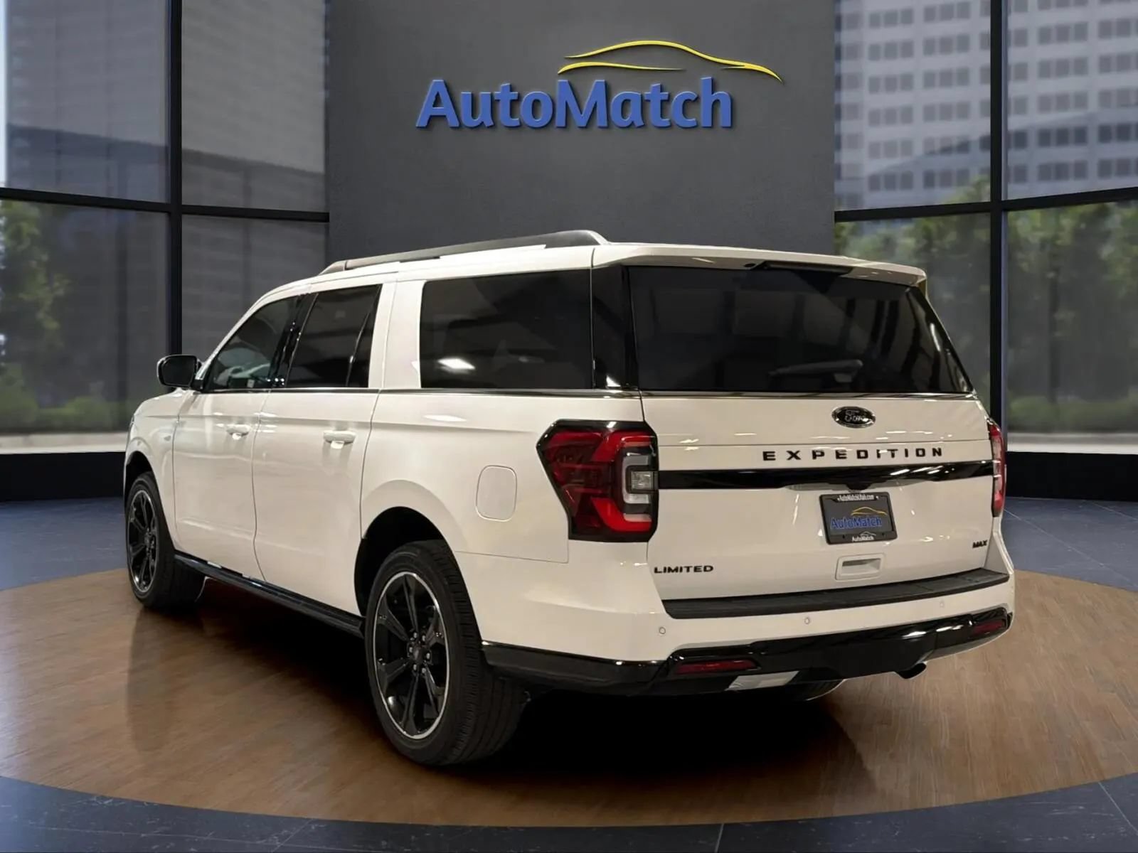 Used 2024 Ford Expedition Max Limited AWD/4WD image 9
