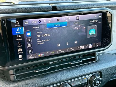 Used 2024 Jeep Wrangler Willys image 14