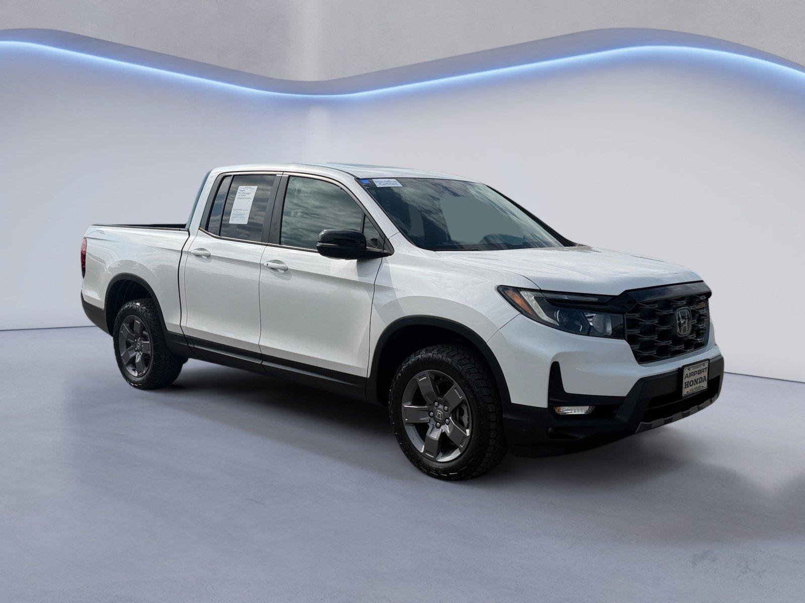 Certified 2025 Honda Ridgeline TrailSport image 1