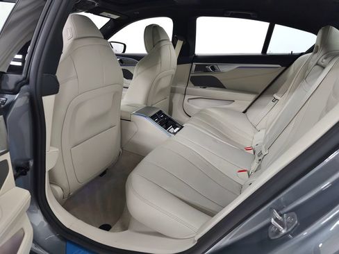 Used 2025 BMW 840i xDrive AWD/4WD image 41