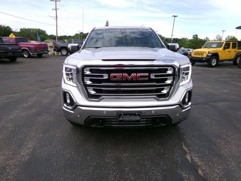 Used 2021 GMC Sierra 1500 SLT w/ SLT Premium Plus Package AWD/4WD image 4