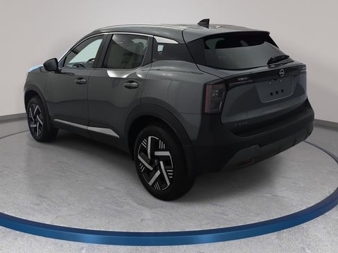 New 2026 Nissan Kicks SV w/ SV Premium Package FWD image 7