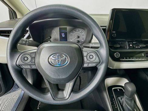 Certified 2025 Toyota Corolla LE FWD image 11