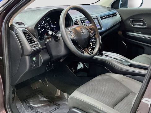 Used 2022 Honda HR-V EX image 9
