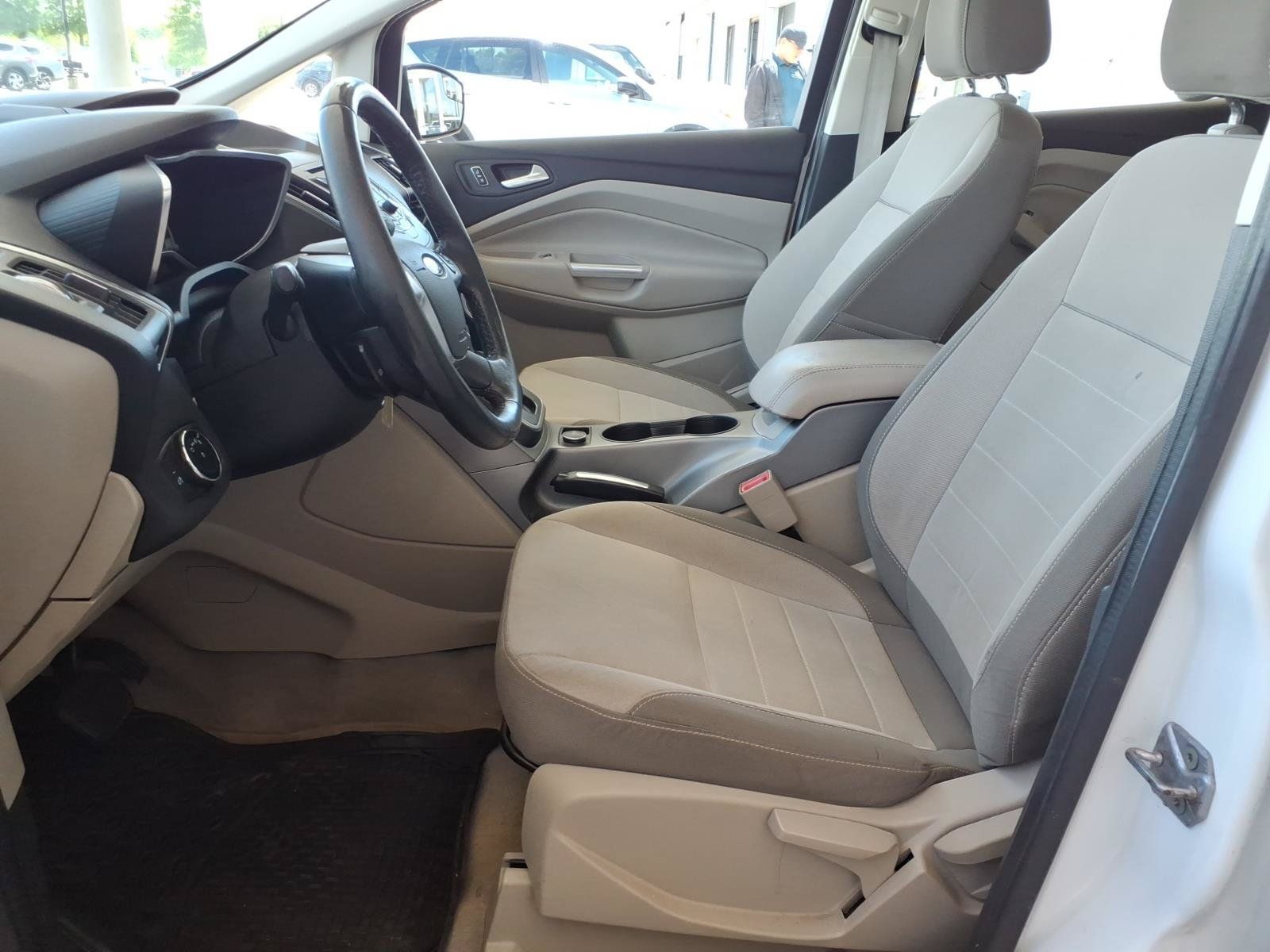 Used 2013 Ford C-MAX SE FWD image 3
