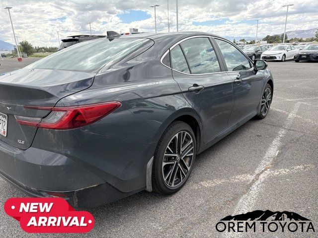 Used 2026 Toyota Camry XLE AWD/4WD image 4