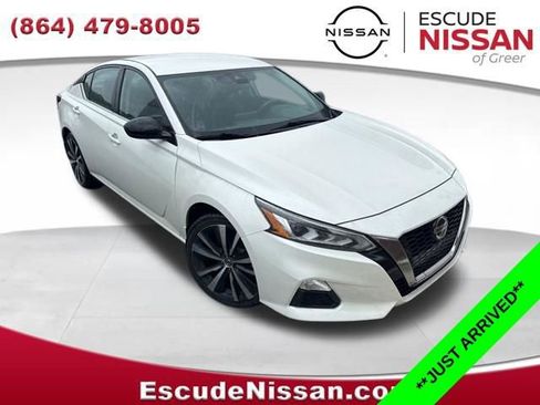 Used 2020 Nissan Altima 2.5 SR image 1